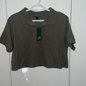 NWT Army green cropped t shirt